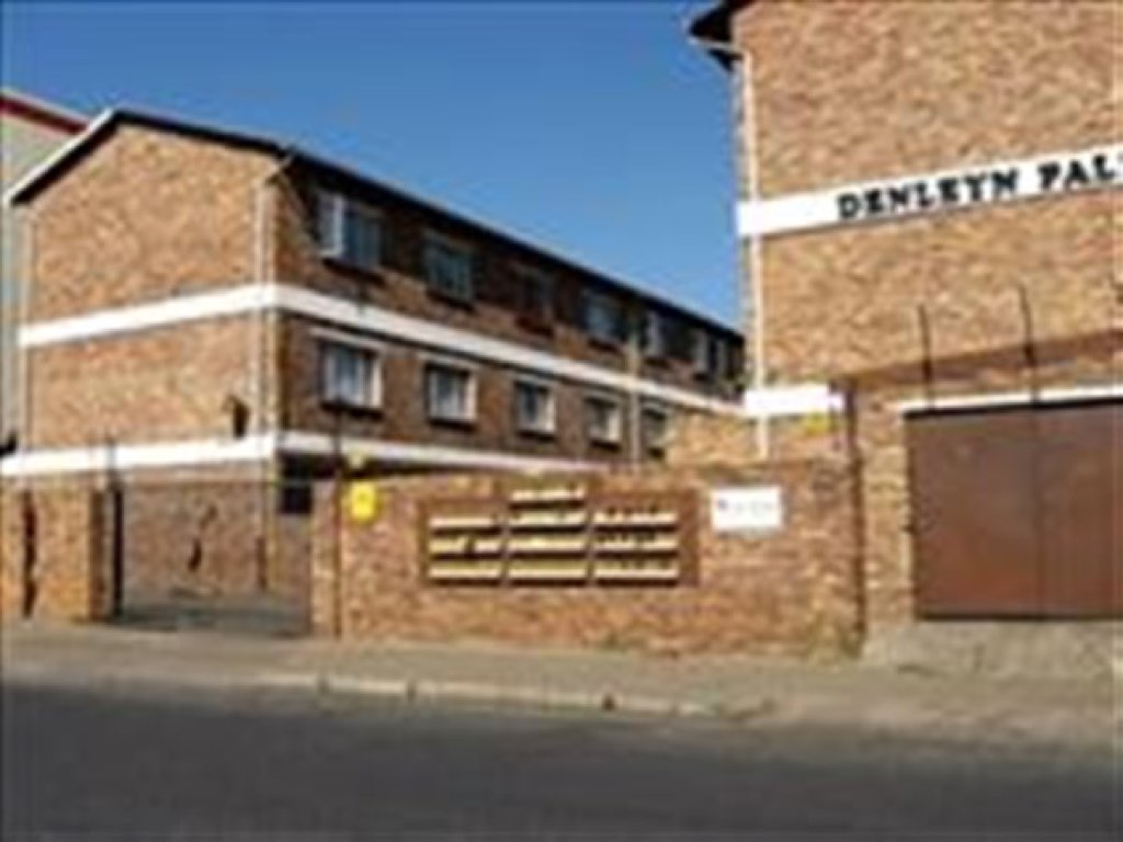 2 Bedroom Apartment / Flat For Sale in Kempton Park, Kempton Park