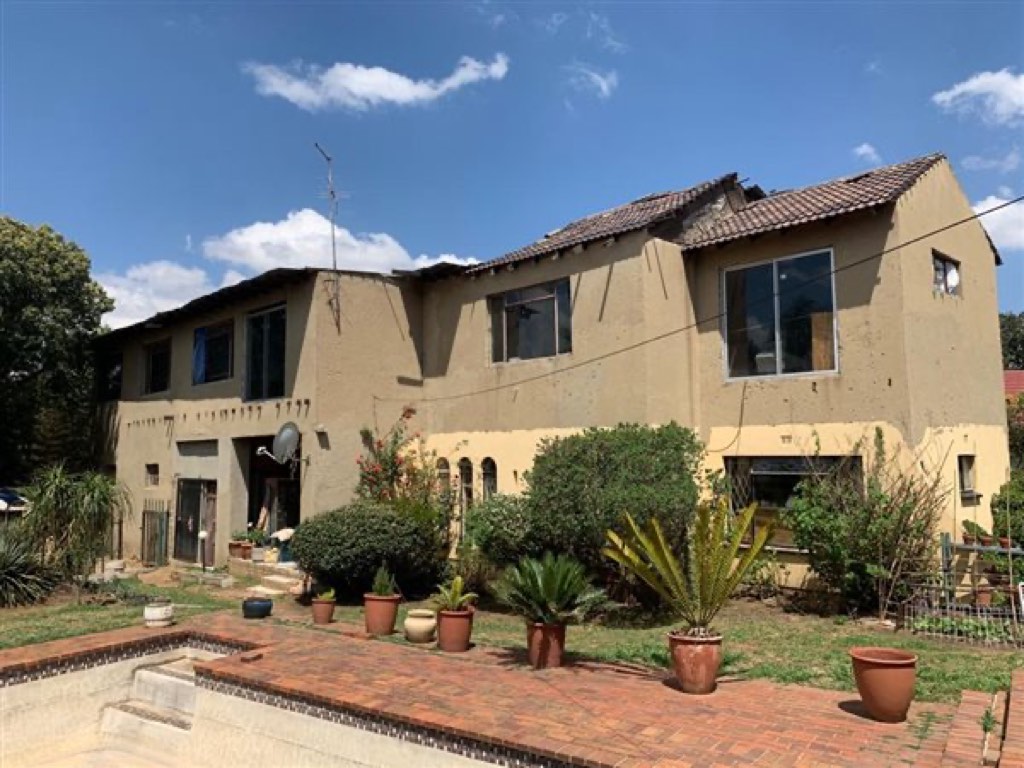 3 Bedroom House For Sale in Norkem Park, Kempton Park