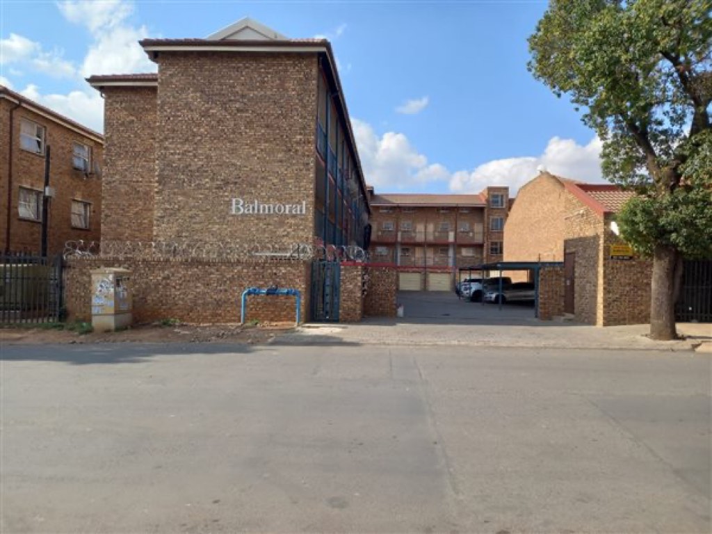 2 Bedroom Apartment / Flat For Sale in Kempton Park, Kempton Park