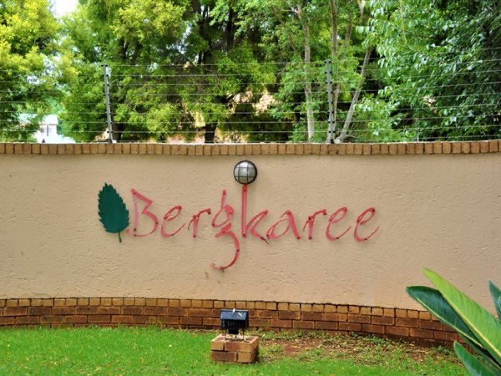 2 Bedroom Apartment / Flat For Sale in Boardwalk Meander, Pretoria