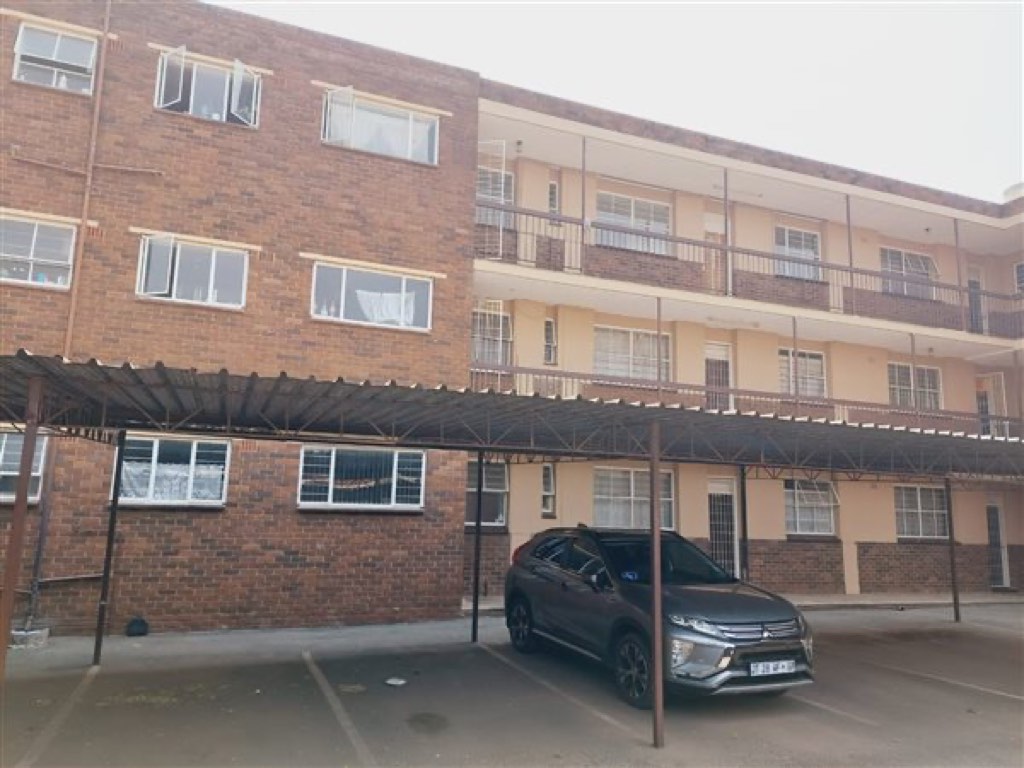 2 Bedroom Apartment / Flat For Sale in Kempton Park, Kempton Park
