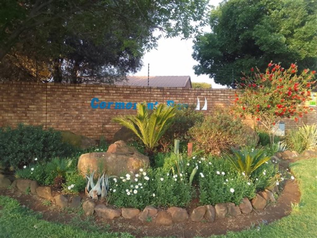 3 Bedroom Cluster House For Sale in Vaal Marina, Vaal Marina
