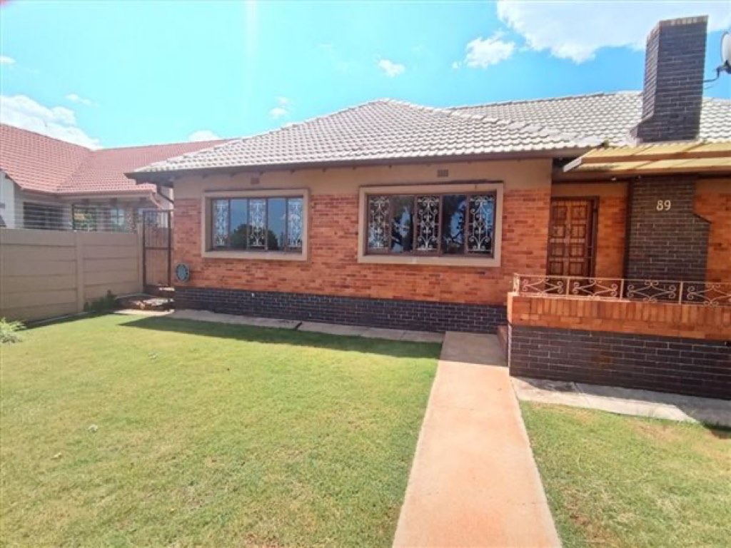 4 Bedroom House For Sale in Germiston South, Germiston