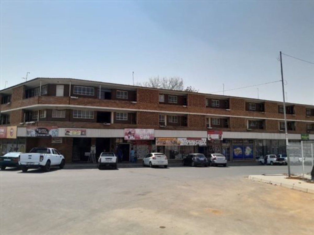 2 Bedroom Apartment / Flat For Sale in Edleen, Kempton Park