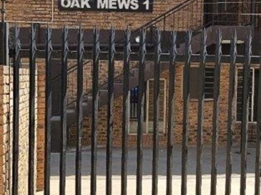 2 Bedroom Apartment / Flat For Sale in Kempton Park, Kempton Park