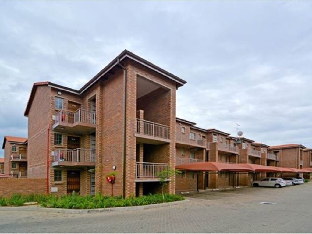 2 Bedroom Apartment / Flat For Sale in Edenvale, Edenvale