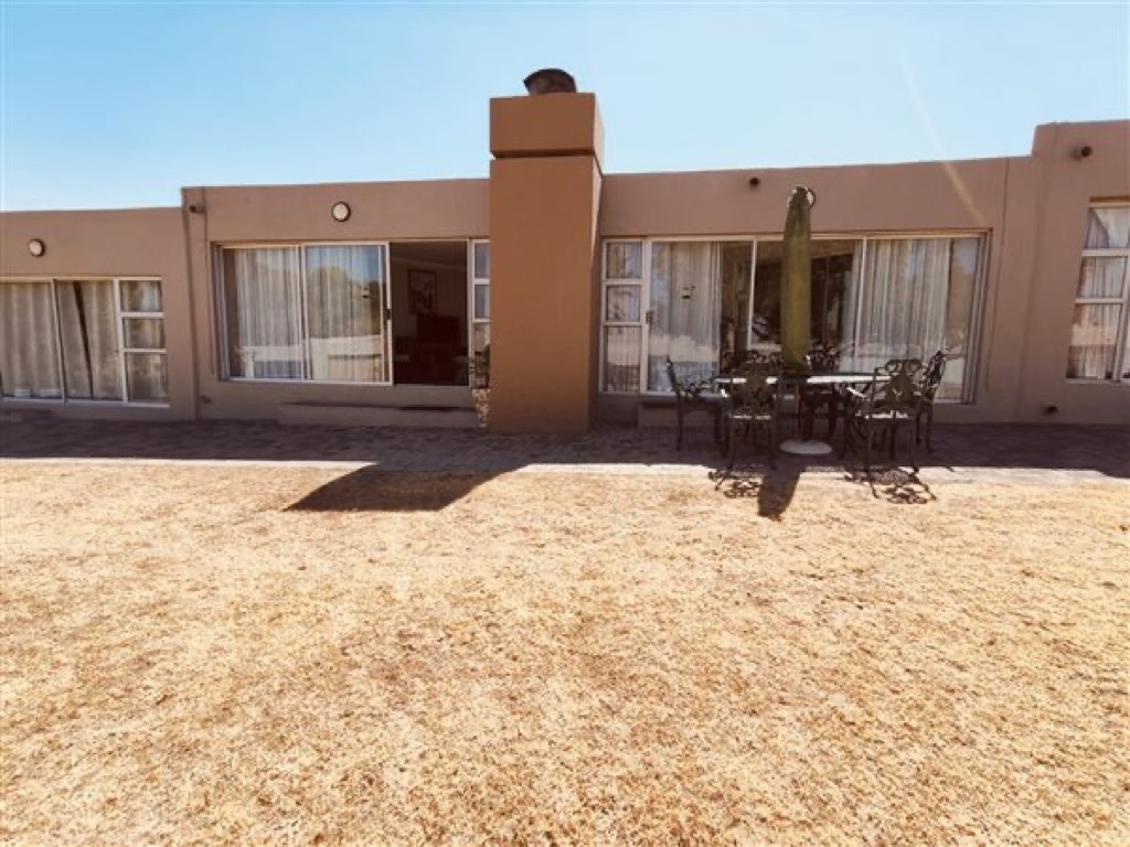 2 Bedroom House For Sale in Vaal Marina, Vaal Marina