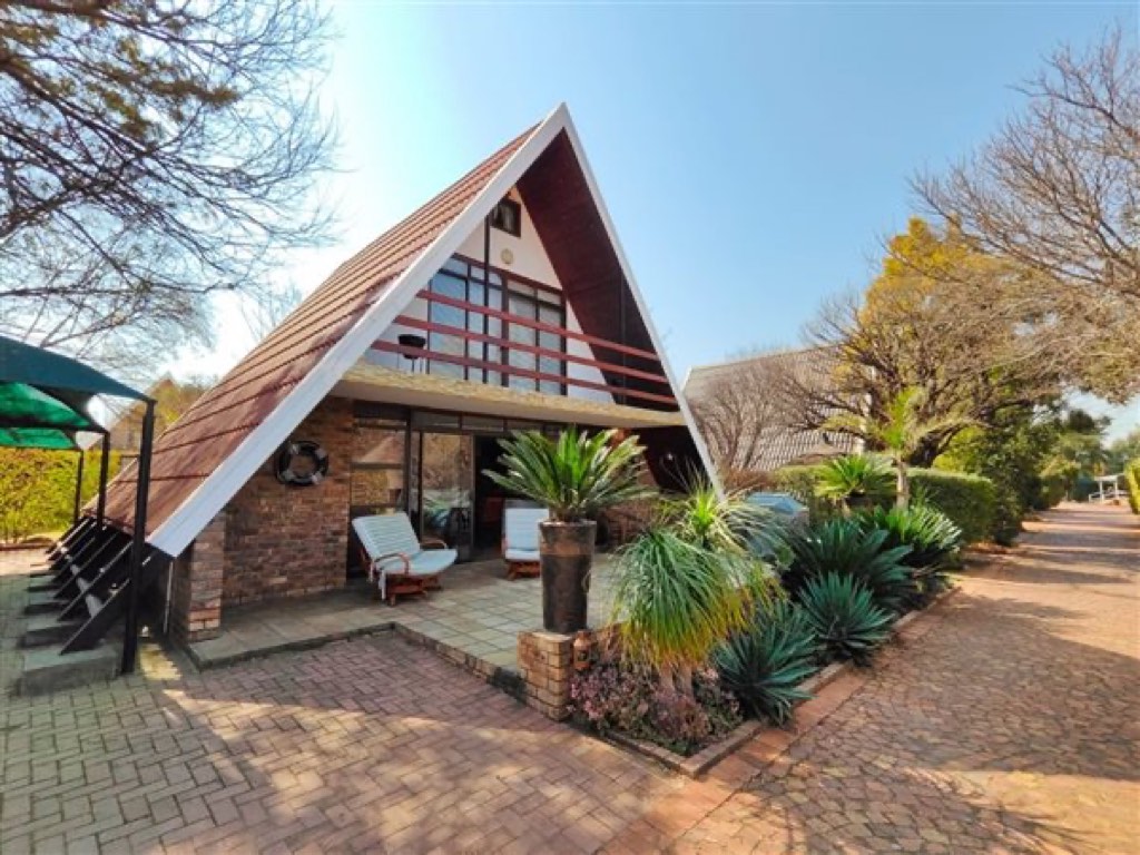 2 Bedroom House For Sale in Vaal Marina, Vaal Marina