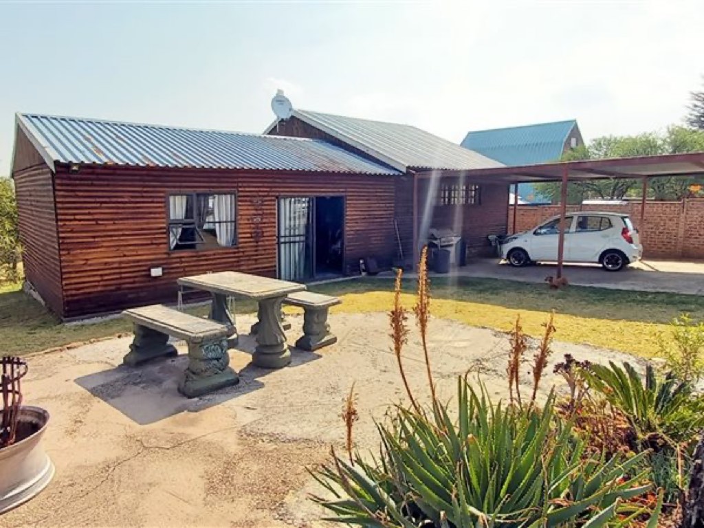 2 Bedroom House For Sale in Vaal Marina, Vaal Marina