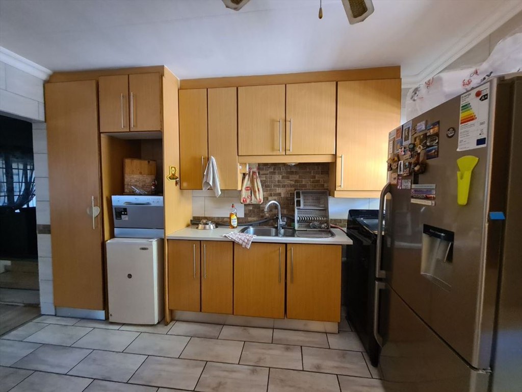 3 Bedroom House For Sale in Norkem Park, Kempton Park