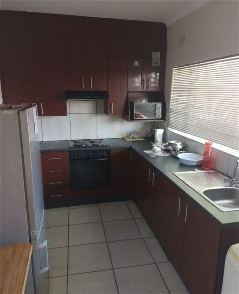 2 Bedroom Apartment / Flat For Sale in Kempton Park Central, Kempton Park
