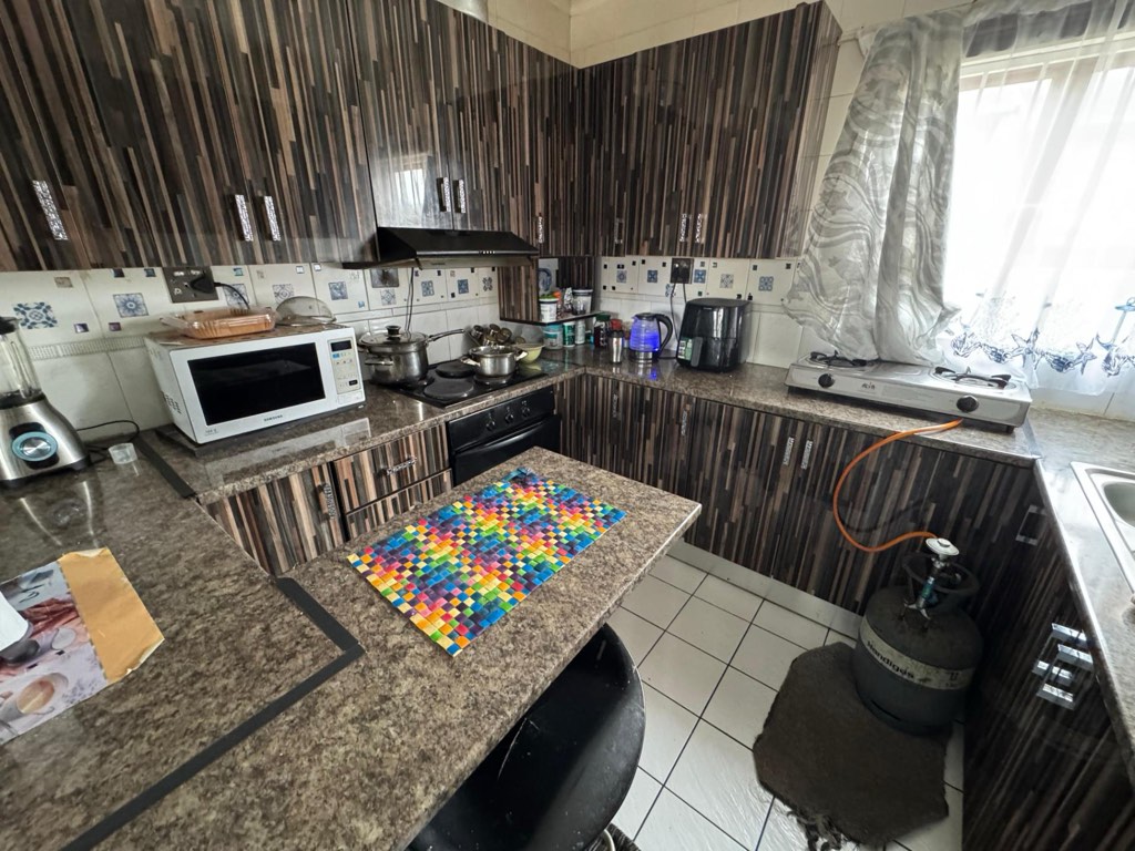 2 Bedroom Apartment / Flat For Sale in Glen Marais, Kempton Park