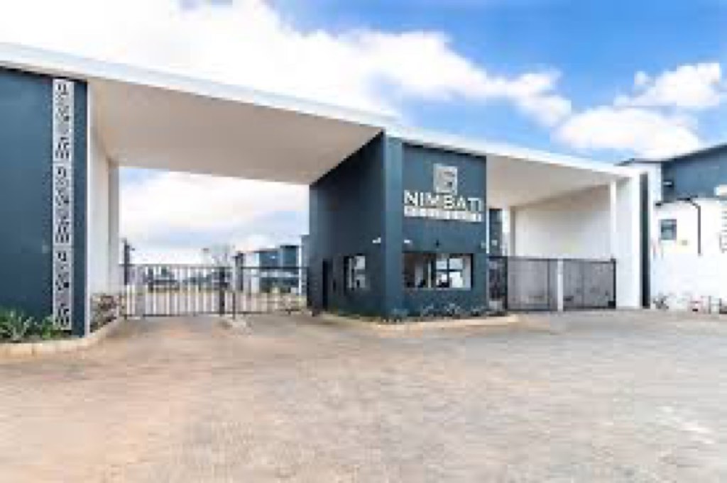 2 Bedroom Cluster House For Sale in Pomona, Kempton Park