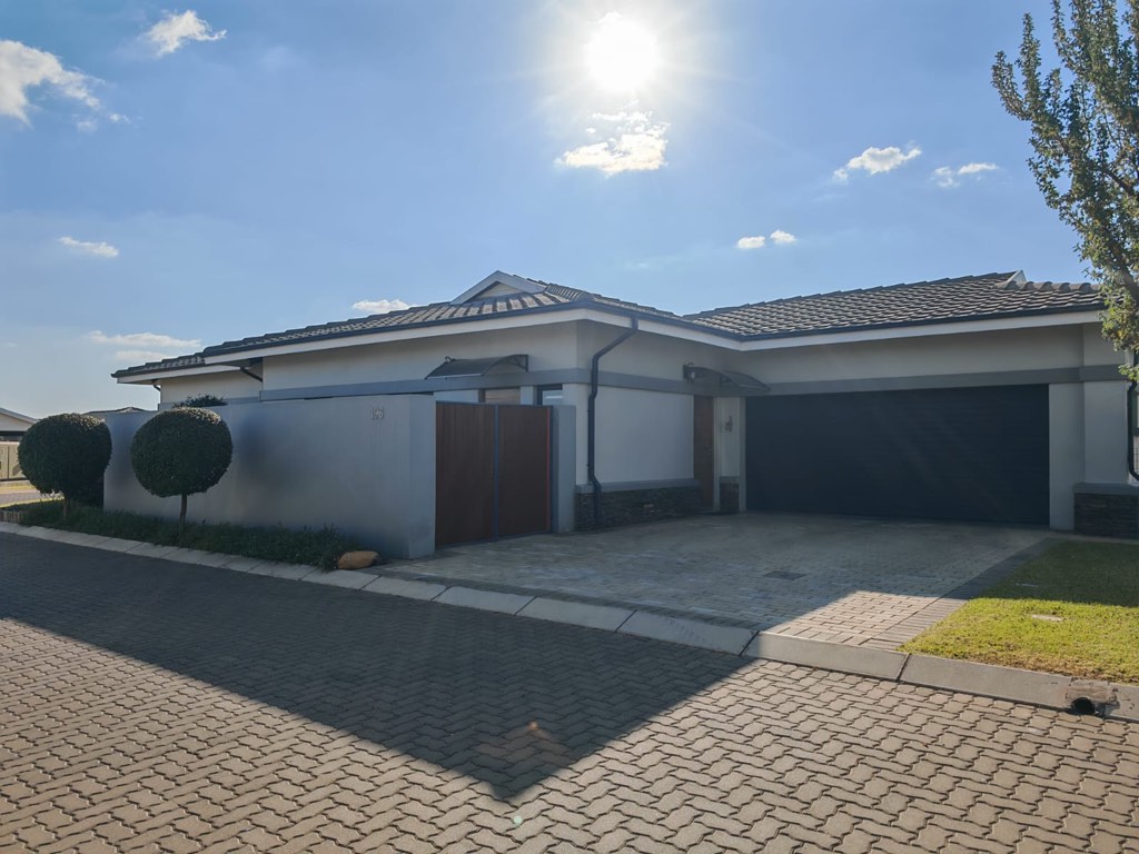 3 Bedroom Cluster House For Sale in Brentwood, Benoni