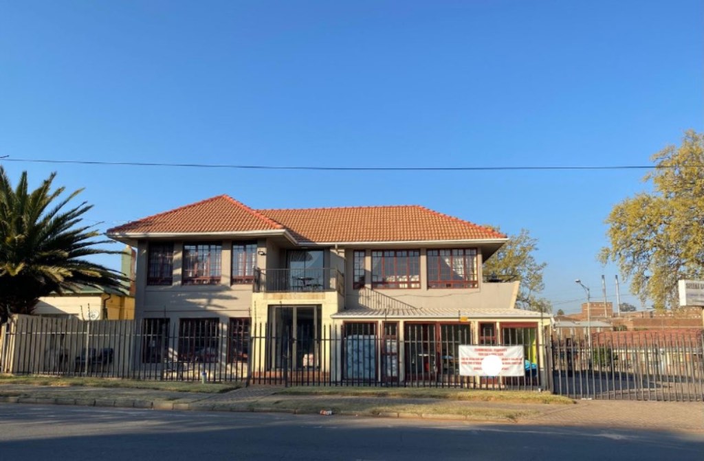 3 Bedroom Commercial Property For Sale in Krugersdorp, Krugersdorp