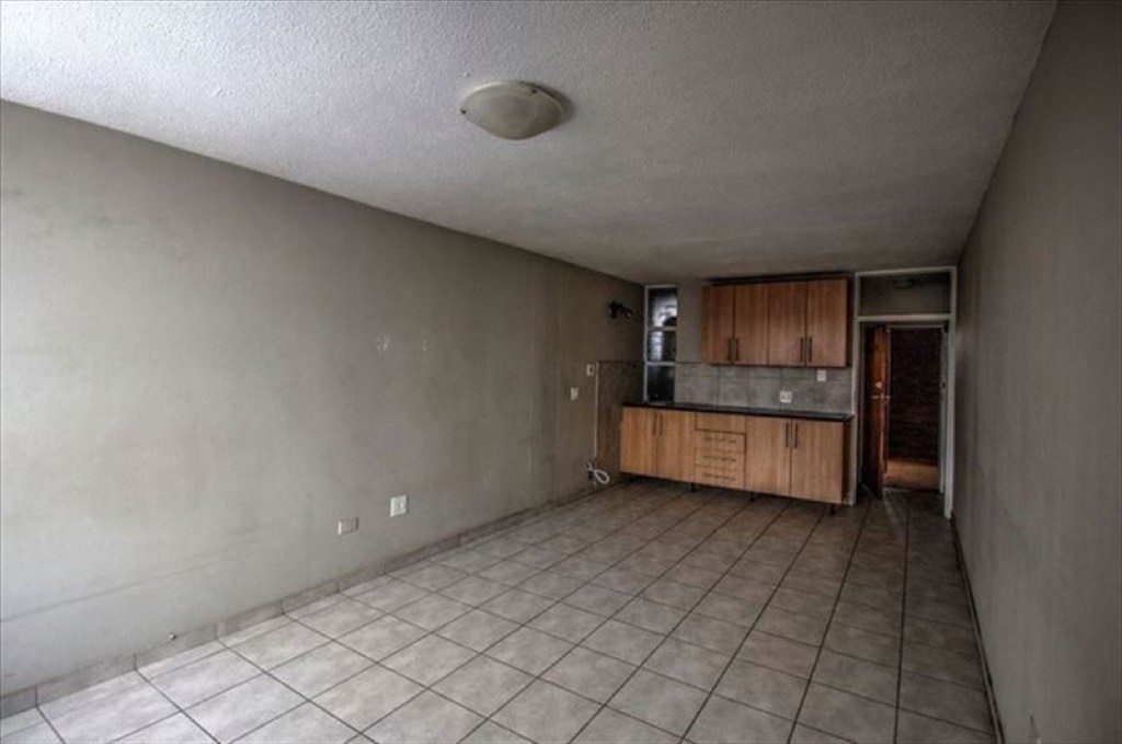 1 Bedroom Apartment / Flat For Sale in Kempton Park, Kempton Park