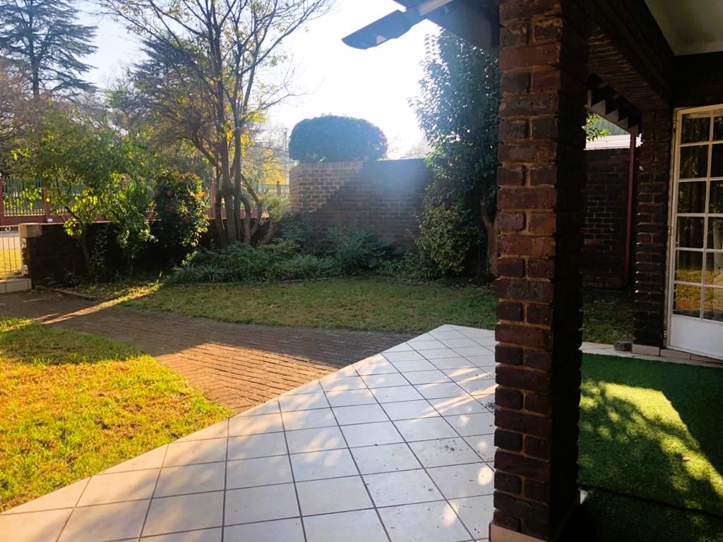 3 Bedroom Townhouse For Sale in Three Rivers, Vereeniging