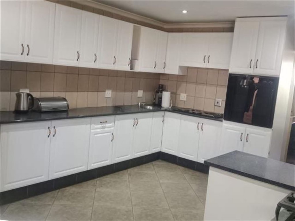 5 Bedroom House For Sale in Withok Estates, Brakpan