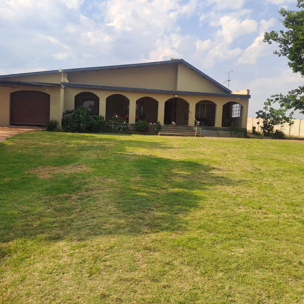 3 Bedroom House For Sale in Deneysville, Deneysville