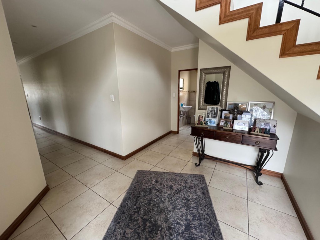 4 Bedroom House For Sale in Glen Erasmia, Kempton Park