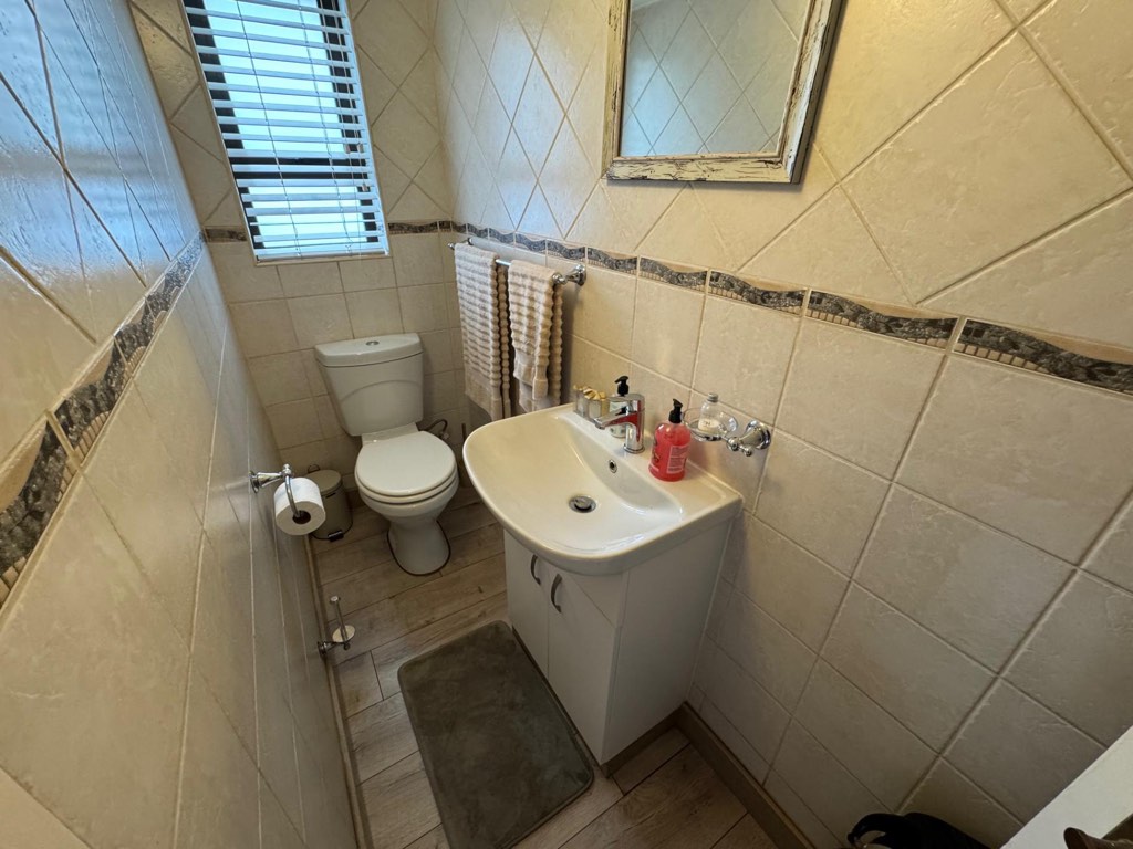 3 Bedroom Cluster House For Sale in Glen Marais, Kempton Park