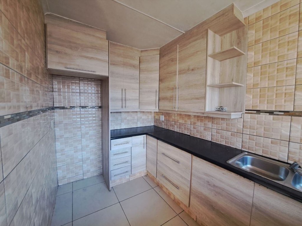 2 Bedroom Apartment / Flat For Sale in Benoni, Benoni