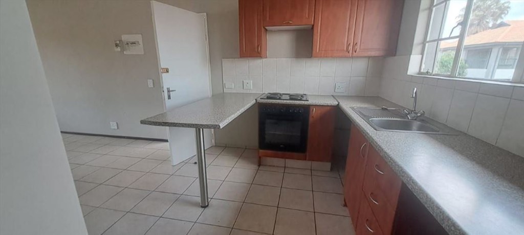 2 Bedroom Townhouse For Sale in Rynfield, Benoni