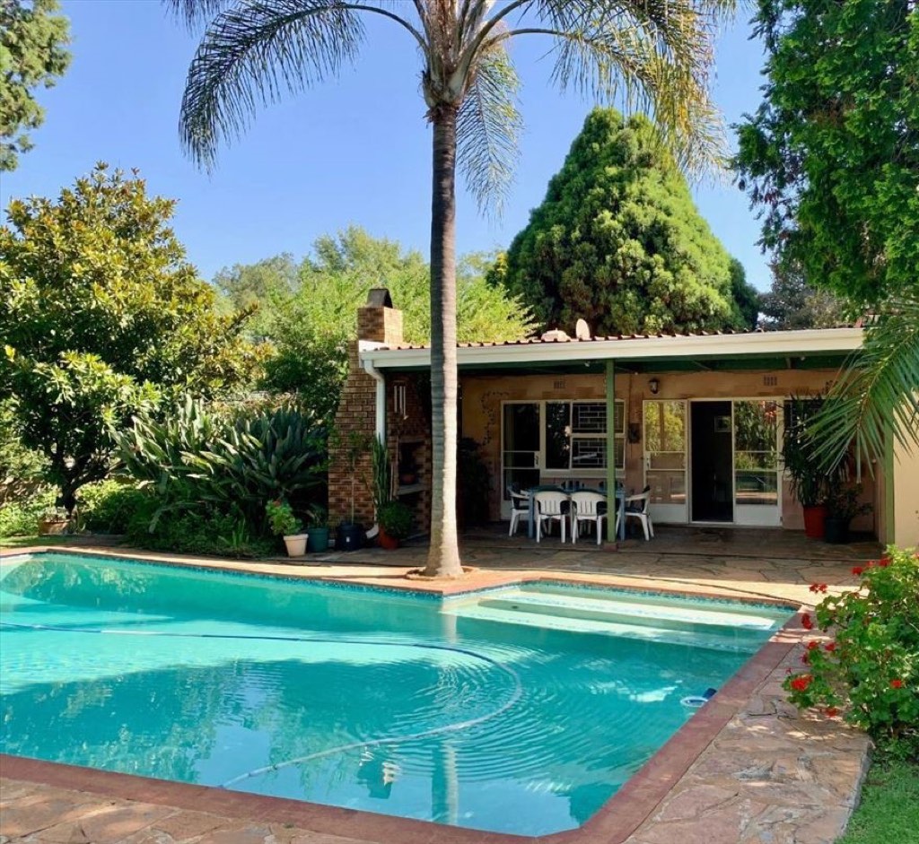 3 Bedroom House For Sale in Glen Marais, Kempton Park