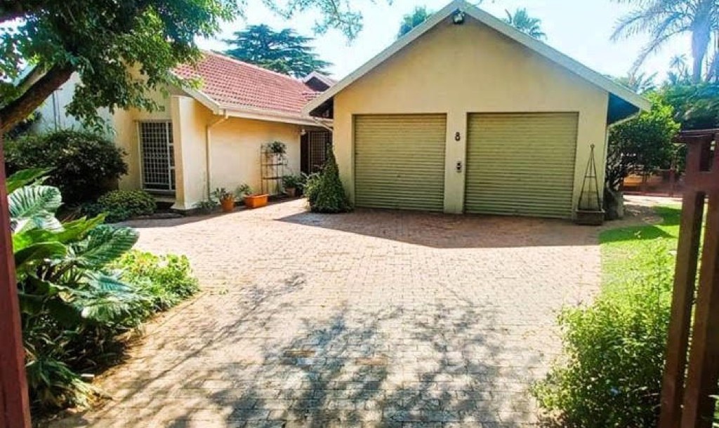 4 Bedroom House For Sale in Norkem Park, Kempton Park