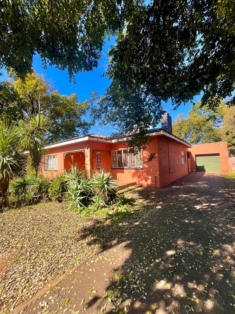 3 Bedroom House For Sale in Three Rivers, Vereeniging